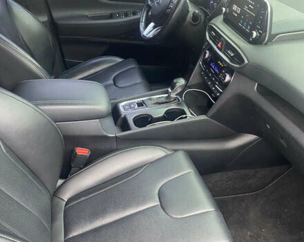 Серый Хендай Санта Фе, объемом двигателя 0 л и пробегом 132 тыс. км за 24800 $, фото 10 на Automoto.ua