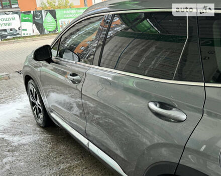 Серый Хендай Санта Фе, объемом двигателя 2 л и пробегом 138 тыс. км за 28900 $, фото 14 на Automoto.ua