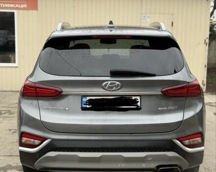 Серый Хендай Санта Фе, объемом двигателя 2 л и пробегом 146 тыс. км за 24000 $, фото 4 на Automoto.ua