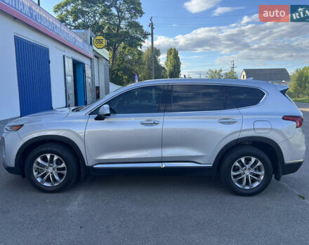 Серый Хендай Санта Фе, объемом двигателя 2.36 л и пробегом 244 тыс. км за 19400 $, фото 4 на Automoto.ua