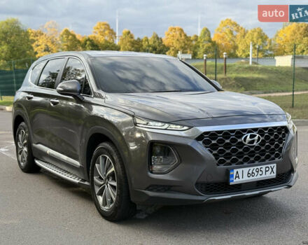 Серый Хендай Санта Фе, объемом двигателя 2 л и пробегом 200 тыс. км за 25000 $, фото 10 на Automoto.ua