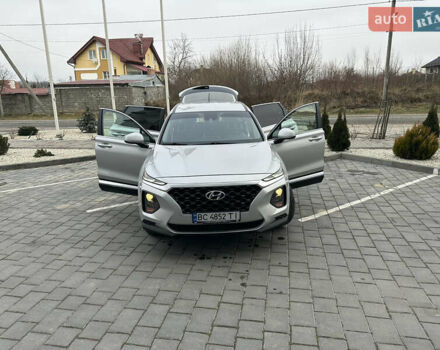 Серый Хендай Санта Фе, объемом двигателя 2.4 л и пробегом 98 тыс. км за 24000 $, фото 11 на Automoto.ua