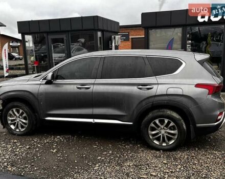 Серый Хендай Санта Фе, объемом двигателя 2.4 л и пробегом 164 тыс. км за 15200 $, фото 7 на Automoto.ua