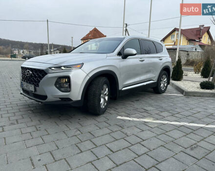 Серый Хендай Санта Фе, объемом двигателя 2.4 л и пробегом 98 тыс. км за 24000 $, фото 9 на Automoto.ua