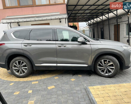 Серый Хендай Санта Фе, объемом двигателя 2.2 л и пробегом 95 тыс. км за 25999 $, фото 7 на Automoto.ua