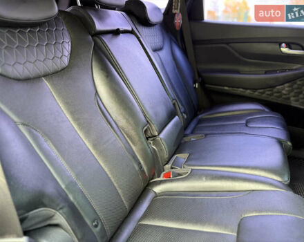 Серый Хендай Санта Фе, объемом двигателя 2 л и пробегом 200 тыс. км за 25000 $, фото 15 на Automoto.ua