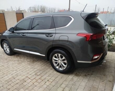 Серый Хендай Санта Фе, объемом двигателя 2.4 л и пробегом 50 тыс. км за 18500 $, фото 3 на Automoto.ua