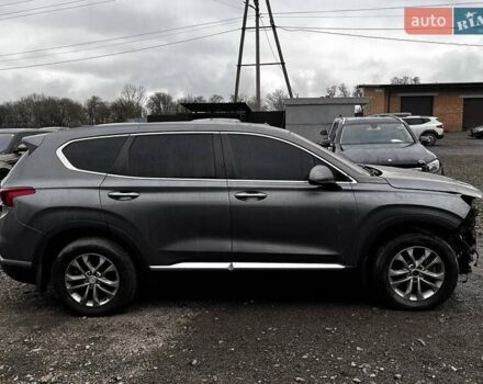 Серый Хендай Санта Фе, объемом двигателя 2.4 л и пробегом 164 тыс. км за 15200 $, фото 3 на Automoto.ua