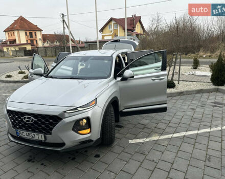 Серый Хендай Санта Фе, объемом двигателя 2.4 л и пробегом 98 тыс. км за 24000 $, фото 19 на Automoto.ua