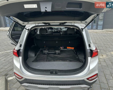 Серый Хендай Санта Фе, объемом двигателя 2.4 л и пробегом 98 тыс. км за 24000 $, фото 24 на Automoto.ua