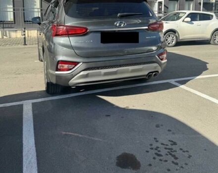 Серый Хендай Санта Фе, объемом двигателя 2.2 л и пробегом 91 тыс. км за 22000 $, фото 2 на Automoto.ua