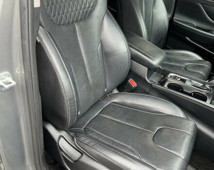 Серый Хендай Санта Фе, объемом двигателя 2.2 л и пробегом 95 тыс. км за 25999 $, фото 23 на Automoto.ua