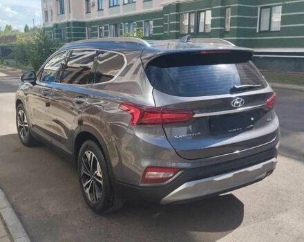 Серый Хендай Санта Фе, объемом двигателя 2 л и пробегом 86 тыс. км за 23000 $, фото 1 на Automoto.ua