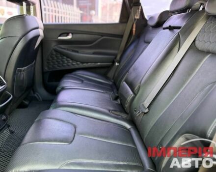 Серый Хендай Санта Фе, объемом двигателя 2 л и пробегом 198 тыс. км за 25000 $, фото 6 на Automoto.ua