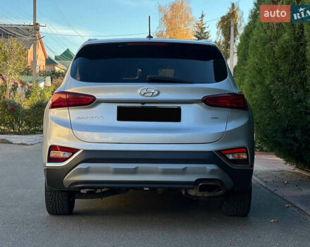 Серый Хендай Санта Фе, объемом двигателя 2.36 л и пробегом 126 тыс. км за 16900 $, фото 11 на Automoto.ua