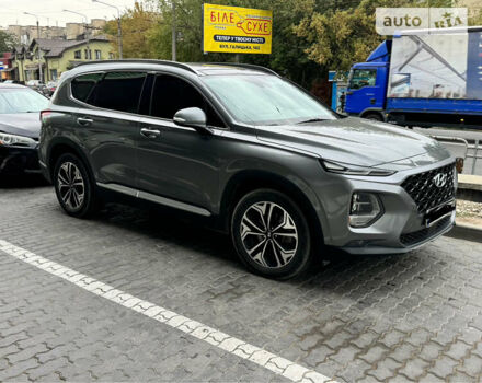 Серый Хендай Санта Фе, объемом двигателя 2 л и пробегом 138 тыс. км за 28900 $, фото 17 на Automoto.ua