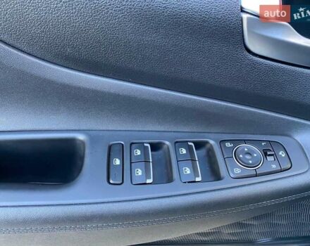 Серый Хендай Санта Фе, объемом двигателя 2.2 л и пробегом 153 тыс. км за 29400 $, фото 47 на Automoto.ua