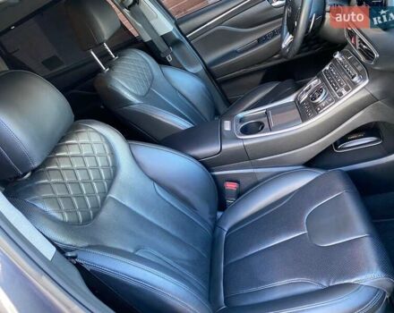 Серый Хендай Санта Фе, объемом двигателя 2.2 л и пробегом 153 тыс. км за 29400 $, фото 90 на Automoto.ua