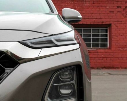 Серый Хендай Санта Фе, объемом двигателя 2.2 л и пробегом 110 тыс. км за 21700 $, фото 7 на Automoto.ua