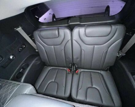 Серый Хендай Санта Фе, объемом двигателя 2 л и пробегом 95 тыс. км за 20000 $, фото 7 на Automoto.ua