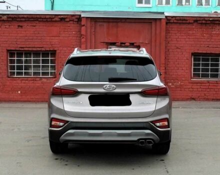 Серый Хендай Санта Фе, объемом двигателя 2.2 л и пробегом 110 тыс. км за 21700 $, фото 2 на Automoto.ua