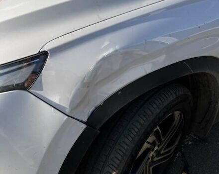 Серый Хендай Санта Фе, объемом двигателя 2.2 л и пробегом 135 тыс. км за 32000 $, фото 1 на Automoto.ua