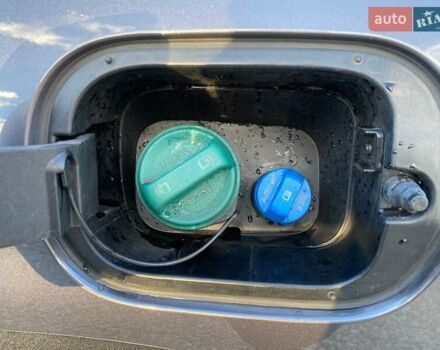 Серый Хендай Санта Фе, объемом двигателя 2.2 л и пробегом 153 тыс. км за 29400 $, фото 99 на Automoto.ua