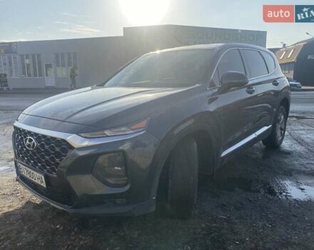 Серый Хендай Санта Фе, объемом двигателя 2 л и пробегом 150 тыс. км за 19800 $, фото 1 на Automoto.ua