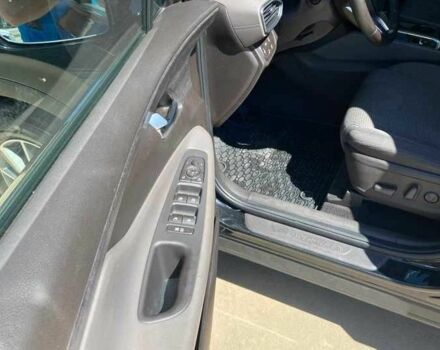 Серый Хендай Санта Фе, объемом двигателя 2.5 л и пробегом 117 тыс. км за 18000 $, фото 6 на Automoto.ua