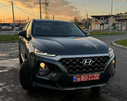 Серый Хендай Санта Фе, объемом двигателя 2.36 л и пробегом 170 тыс. км за 18600 $, фото 5 на Automoto.ua