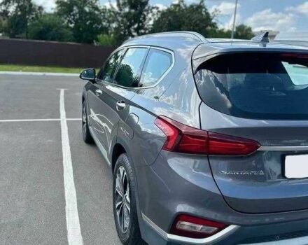 Серый Хендай Санта Фе, объемом двигателя 2 л и пробегом 95 тыс. км за 20000 $, фото 11 на Automoto.ua