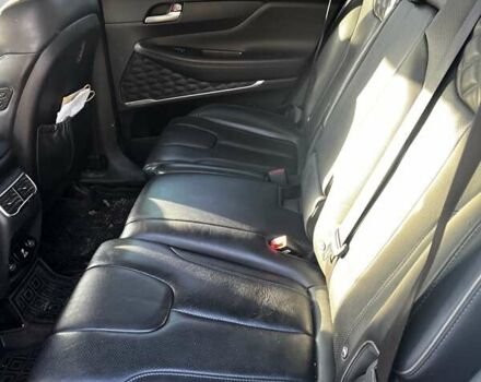 Серый Хендай Санта Фе, объемом двигателя 2.2 л и пробегом 135 тыс. км за 32000 $, фото 2 на Automoto.ua