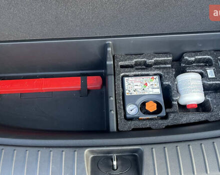 Хендай Санта Фе 2020 у Умани на Automoto.ua Сірий Хендай Санта Фе, об'ємом двигуна 2.15 л та пробігом 94 тис. км за 37700 $, фото 16 на Automoto.ua