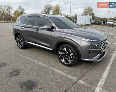 Серый Хендай Санта Фе, объемом двигателя 2.15 л и пробегом 114 тыс. км за 31800 $, фото 2 на Automoto.ua