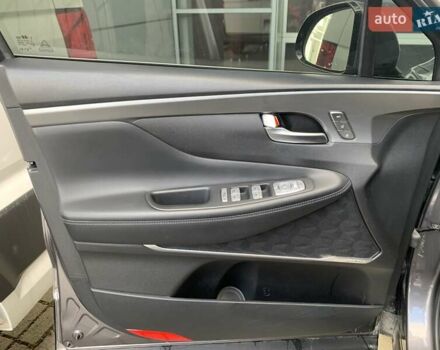 Серый Хендай Санта Фе, объемом двигателя 2.15 л и пробегом 34 тыс. км за 38500 $, фото 21 на Automoto.ua