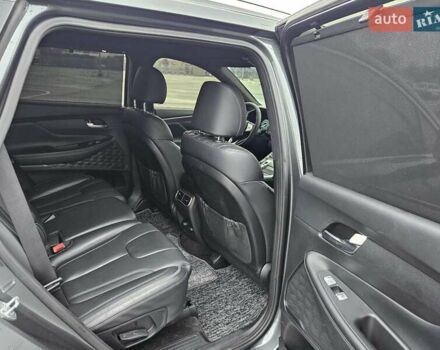 Сірий Хендай Санта Фе, об'ємом двигуна 2.15 л та пробігом 150 тис. км за 29900 $, фото 26 на Automoto.ua