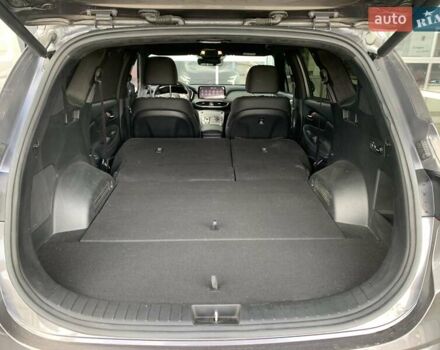 Серый Хендай Санта Фе, объемом двигателя 2.15 л и пробегом 34 тыс. км за 38500 $, фото 51 на Automoto.ua