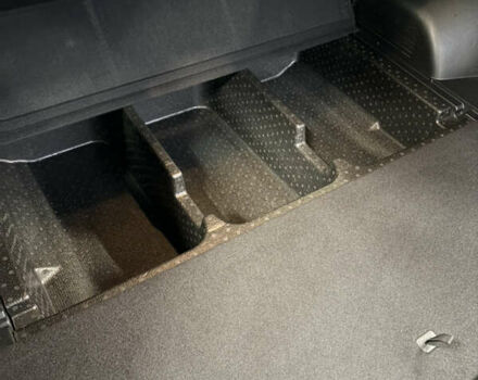 Серый Хендай Санта Фе, объемом двигателя 2.15 л и пробегом 110 тыс. км за 38000 $, фото 25 на Automoto.ua