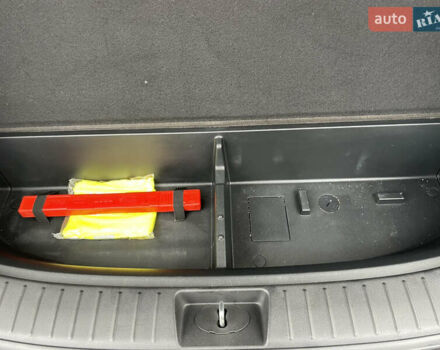 Серый Хендай Санта Фе, объемом двигателя 2.15 л и пробегом 169 тыс. км за 32550 $, фото 27 на Automoto.ua