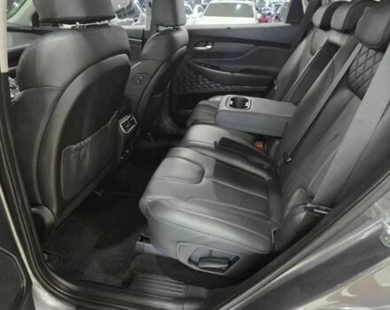 Серый Хендай Санта Фе, объемом двигателя 2.2 л и пробегом 13 тыс. км за 18380 $, фото 6 на Automoto.ua