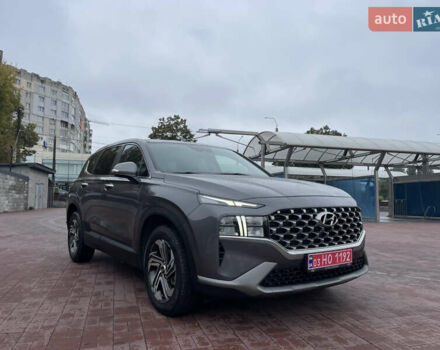 Серый Хендай Санта Фе, объемом двигателя 2.15 л и пробегом 169 тыс. км за 32550 $, фото 2 на Automoto.ua