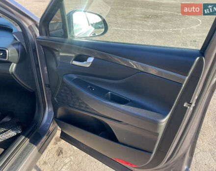 Серый Хендай Санта Фе, объемом двигателя 2.15 л и пробегом 169 тыс. км за 33950 $, фото 26 на Automoto.ua