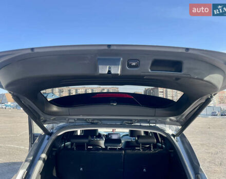 Серый Хендай Санта Фе, объемом двигателя 2.15 л и пробегом 169 тыс. км за 33950 $, фото 20 на Automoto.ua