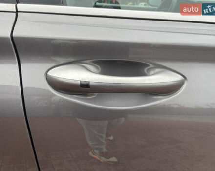 Серый Хендай Санта Фе, объемом двигателя 2.15 л и пробегом 169 тыс. км за 32550 $, фото 22 на Automoto.ua