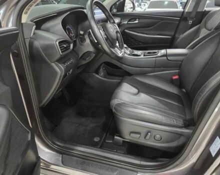 Серый Хендай Санта Фе, объемом двигателя 2.2 л и пробегом 13 тыс. км за 18380 $, фото 5 на Automoto.ua