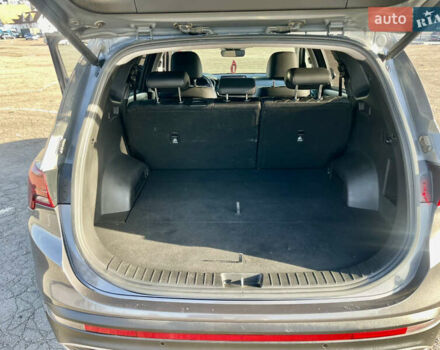 Серый Хендай Санта Фе, объемом двигателя 2.15 л и пробегом 169 тыс. км за 33950 $, фото 21 на Automoto.ua