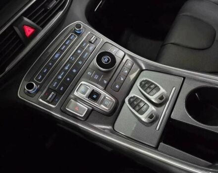 Серый Хендай Санта Фе, объемом двигателя 2.2 л и пробегом 13 тыс. км за 18380 $, фото 7 на Automoto.ua