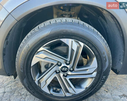 Серый Хендай Санта Фе, объемом двигателя 2.15 л и пробегом 169 тыс. км за 33950 $, фото 18 на Automoto.ua