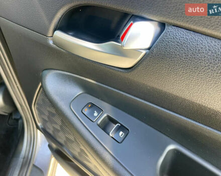 Серый Хендай Санта Фе, объемом двигателя 2.15 л и пробегом 169 тыс. км за 33950 $, фото 44 на Automoto.ua