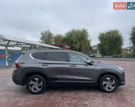 Серый Хендай Санта Фе, объемом двигателя 2.15 л и пробегом 169 тыс. км за 32550 $, фото 4 на Automoto.ua